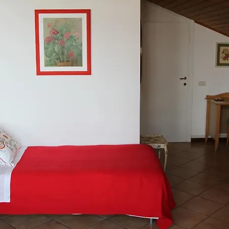 Bed & Breakfast La Casa Sui Campi